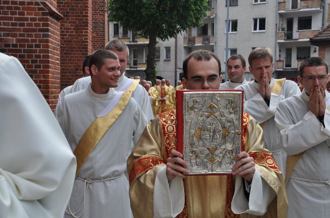 Święcenia kapłańskie - jeszcze nie księża