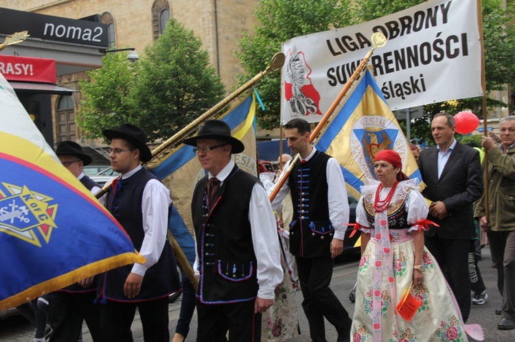 Marsz dla życia i rodziny w Katowicach