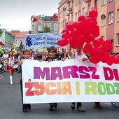 Przywiązanie do wartości rodzinnych manifestowało ok. 3000 osób