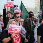 Manifestacja solidarności ze skazanymi za przerwanie wykładu prof. Zygmunta Baumana