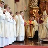 Radość z ośmiu nowych księży