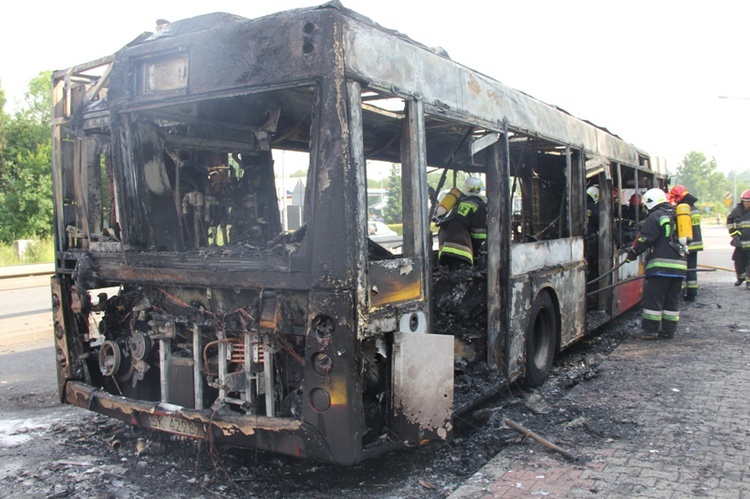 Spłonął autobus w Wodzisławiu Śl. 