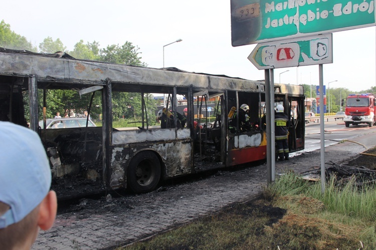 Spłonął autobus w Wodzisławiu Śl. 