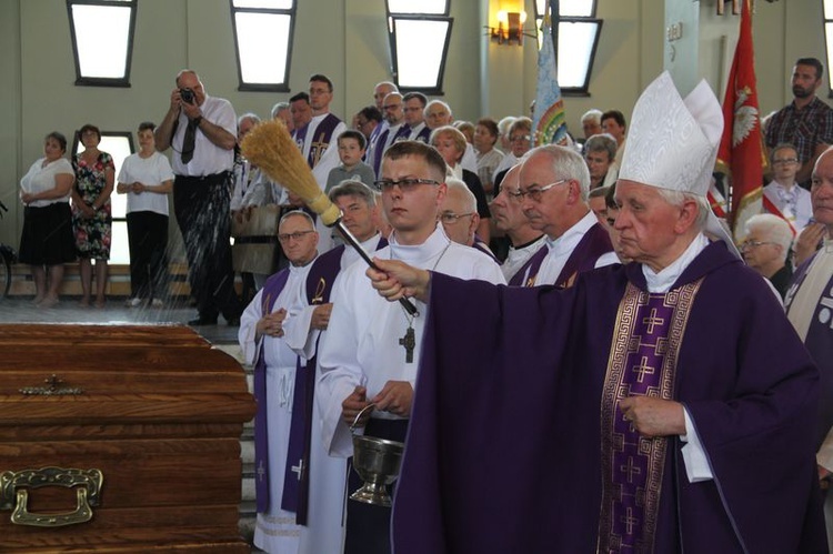 Pogrzeb śp. ks. Andrzeja Tatarczyka