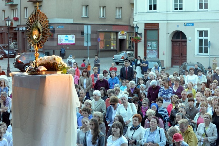 Koncert uwielbienia - adoracja