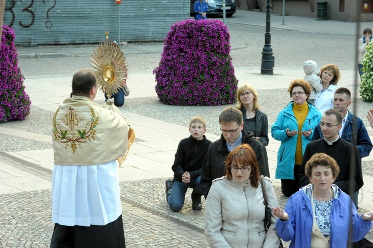 Koncert uwielbienia - adoracja