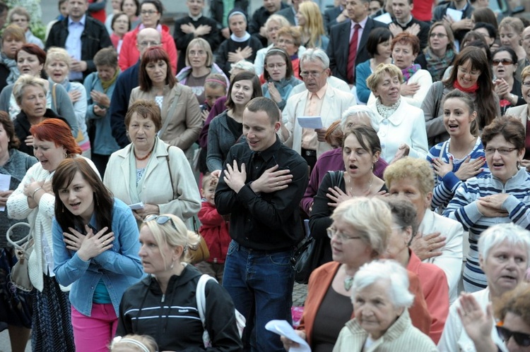 Koncert uwielbienia - po adoracji