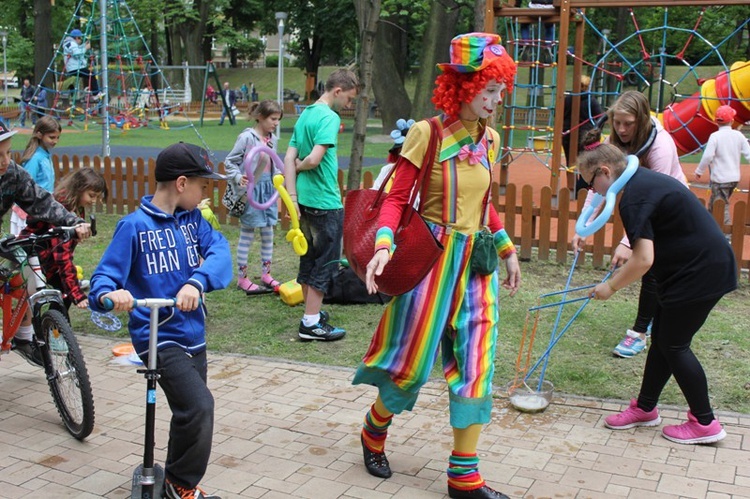 II Festyn Charytatywny dla Hospicjum św. Jana Pawła II