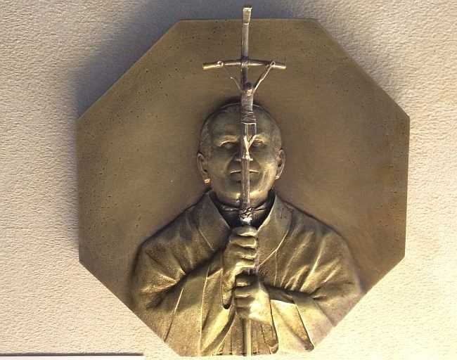 Wszystkie twarze Jana Pawła II