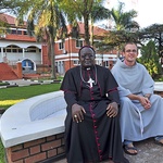 Bp Cyprian Lwanga Kizito powierzył polskim franciszkanom (na zdjęciu o. Wojciech Ulman) opiekę nad miejscami męczeństwa