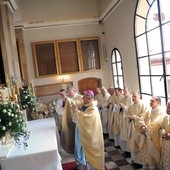 Mszy św. w ostrobramskiej kaplicy przewodniczył bp Henryk Tomasik