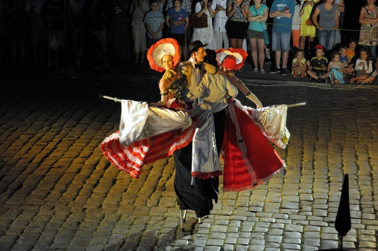 Teatr uliczny - dzień pierwszy