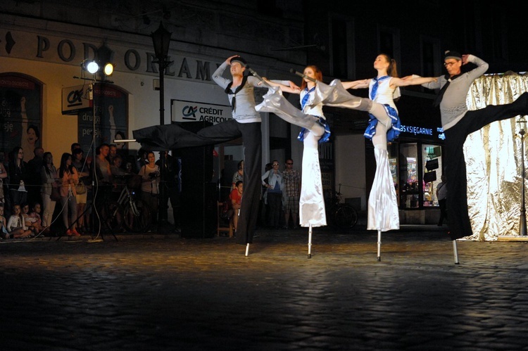 Teatr uliczny - dzień pierwszy