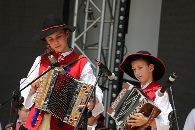 Koncert podopiecznych Fundacji Braci Golec w Milówce