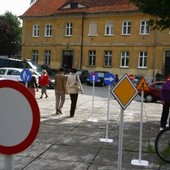 Policja przygląda się cyklistom