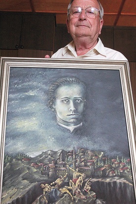 Franciszek Kwaśniak, jak wielu związanych z repatriantami, posiada w domu obraz z podobizną ks. Antoniego