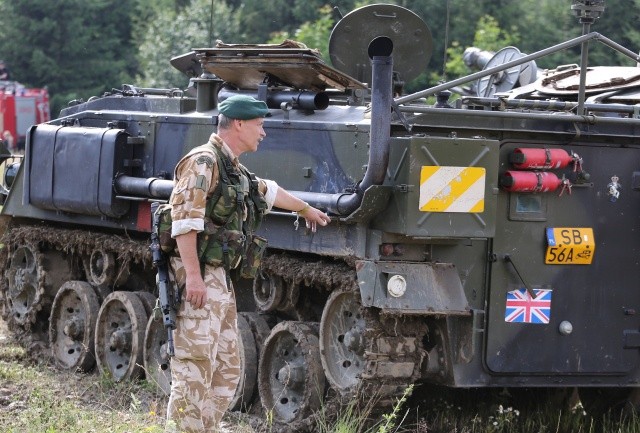 Na bielskich Błoniach można oglądać do jutra setki militarnych pojazdów i wojskowe pokazy