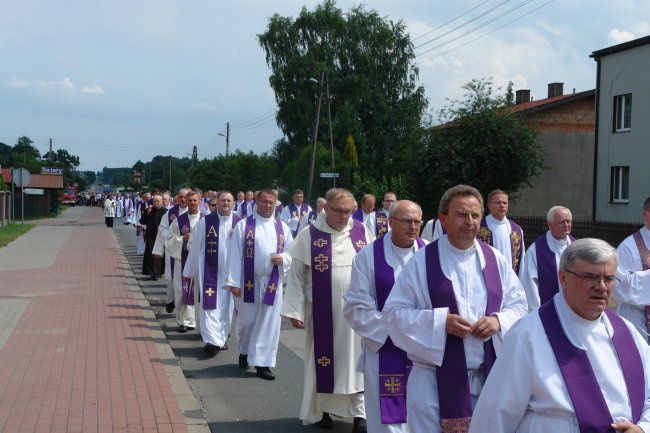 Pogrzeb ks. Klaudiusza Kłaczki