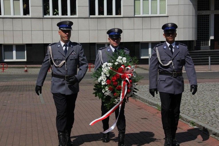 Szkoła Policji w Katowicach ma 15 lat