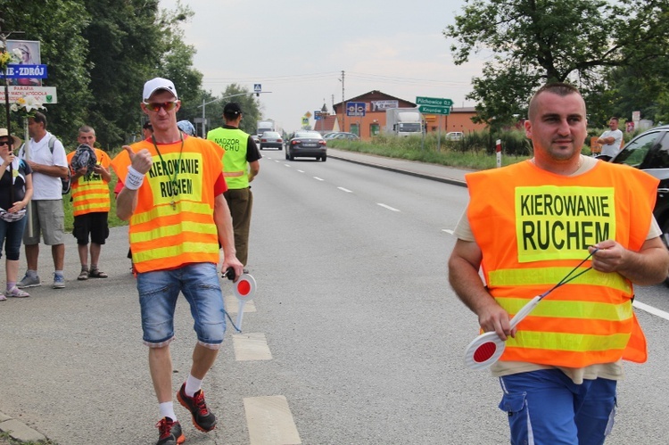 69. Pielgrzymka Rybnicka - dzień 1. - postój w Wilczej