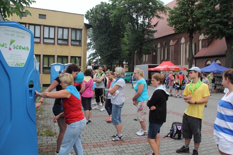 69. Pielgrzymka Rybnicka - postój w Miasteczku Śl.