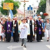 Według oficjalnych informacji, w tym roku do Częstochowy poszło więcej pielgrzymów  niż w ubiegłym roku