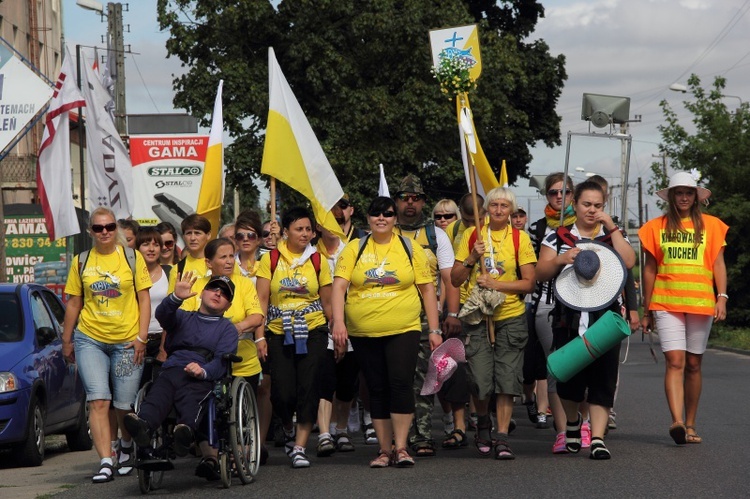 Msza św. w katedrze i wymarsz pielgrzymów