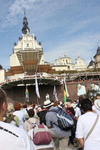 Jubileusz "Orzecha" i wejście na Jasną Górę