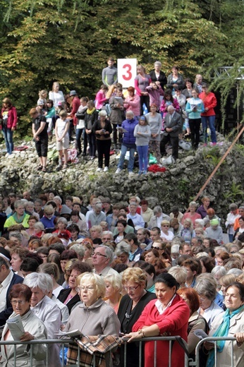 Pielgrzymka kobiet do Piekar - przed Mszą św.