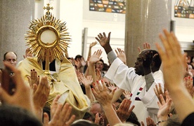  – Wyciągnij ręce do Jezusa i proś o potrzebne łaski – zachęcał charyzmatyczny kapłan