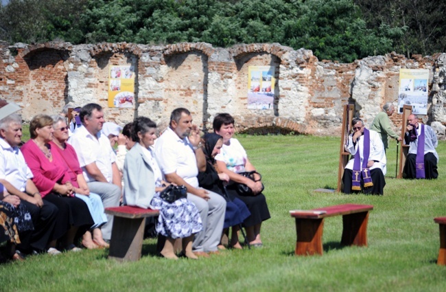 Chorzy w wysokolskim sanktuarium 