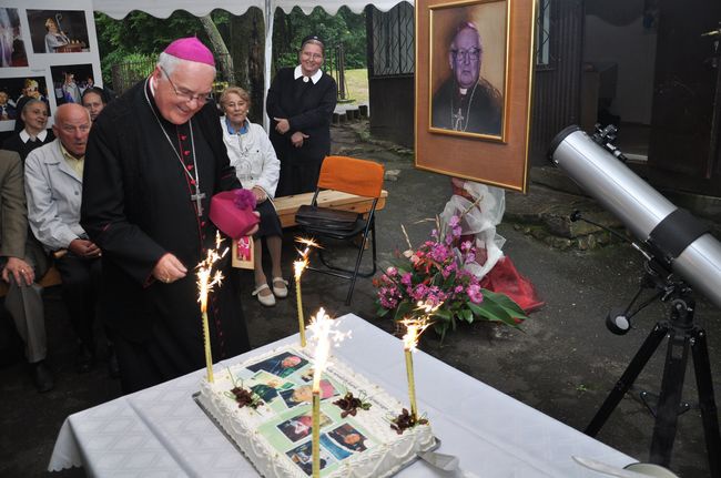 Biesiada urodzinowa bp. Jeża