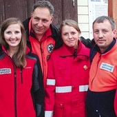  Sylwia Grunwald, Jan Ruszaj, Ewelina Szczepańska i Grzegorz Słowiak – wolontariusze z bielskiego oddziału Maltańskiej Służby Medycznej