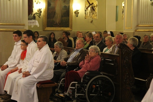 Prymicje bp. Kusego w kościele św. Elżbiety w Cieszynie