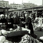 Warszawie bazary i targowiska. To tutaj toczyło się codzienne życie mieszkańców