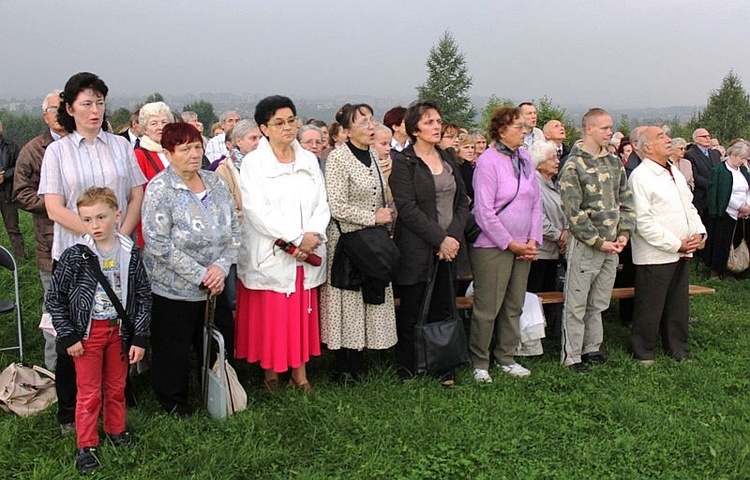 Bielszczanie pod Krzyżem Trzeciego Tysiąclecia