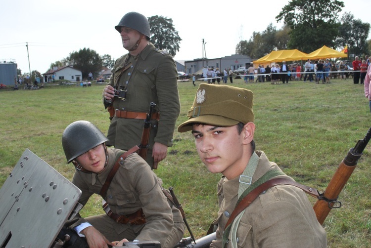 Piknik historyczny w Kozłowie Szlacheckim