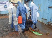 ONZ uruchomi misję do walki z ebolą