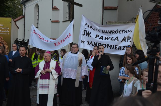 Piątkowe nabożeństwo krzyża