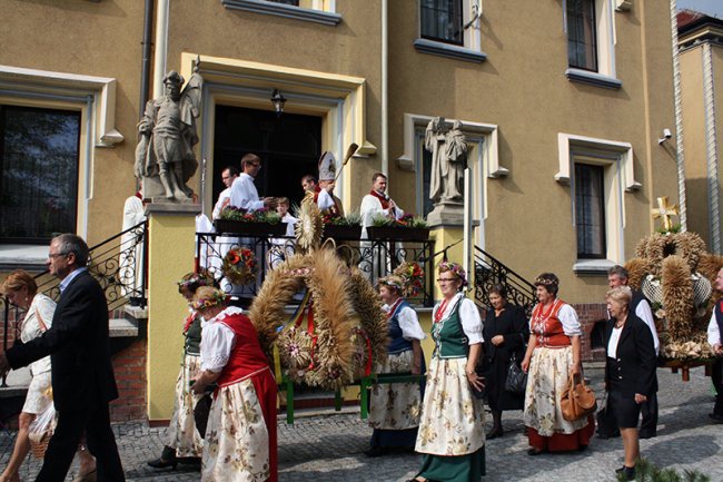 Diecezjalne dożynki w Rudach