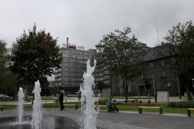 Miasteczko akademickie Politechniki Śląskiej i nowe boisko