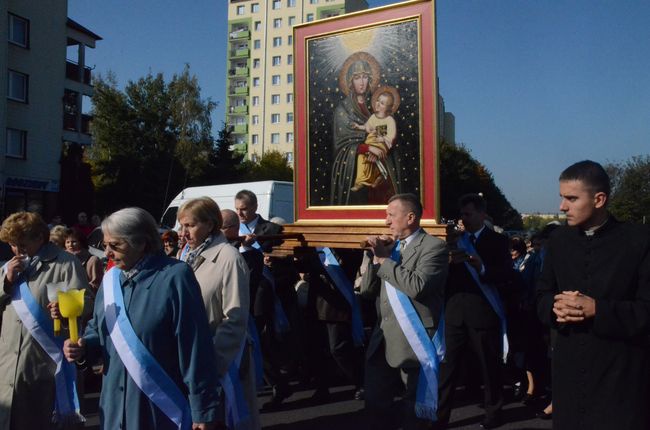 Procesja z Matką Bożą