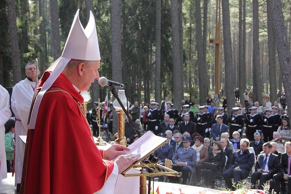 Pamięci ofiar zbrodni w Lasach Piaśnickich