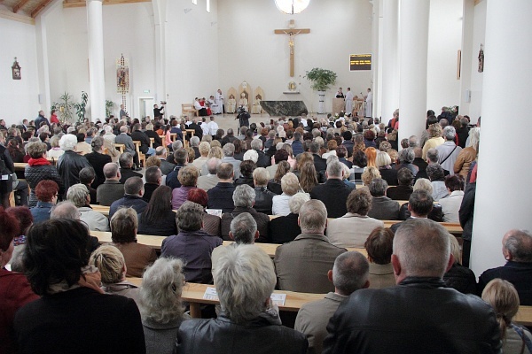 Konsekracja kościoła w Mrzezinie