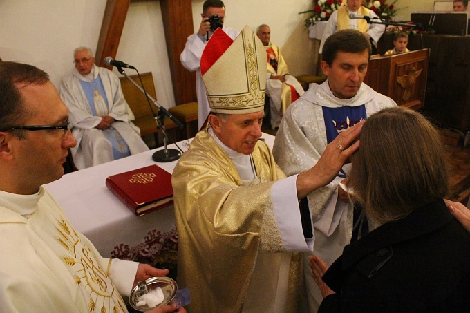 Abp Mieczysław Mokrzycki w Wałbrzychu