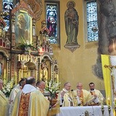  Jubileusz rozpoczął się Eucharystią