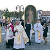  W Żabnie uroczystościom przewodniczył bp Jan Piotrowski 