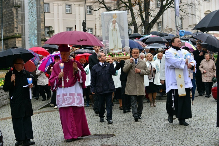 Pożegnanie w katedrze