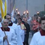 Tam świętych noszą na rękach