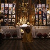 Rok temu po raz pierwszy "Noc Świętych" w diecezji łowickiej odbyła się w Żyrardowie